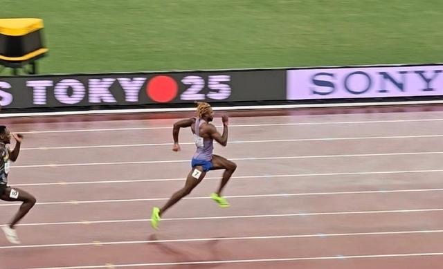 格兰菲迪与,阿斯顿,马丁,万博,ManBetX,万博官网,万博体育官网,万博体育下载,万博APP