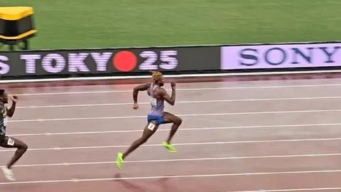 格兰菲迪与阿斯顿·马丁F1车队共赏时光传奇，探讨传承与革新之旅。